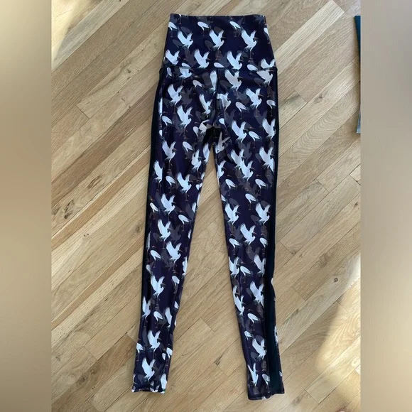 EMILY HSU Crane Leggings - Picture 1 of 3